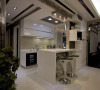 名雕装饰设计——吧台：开放式的厨房结合吧台，打造现代感十足营造家庭的时尚气氛。