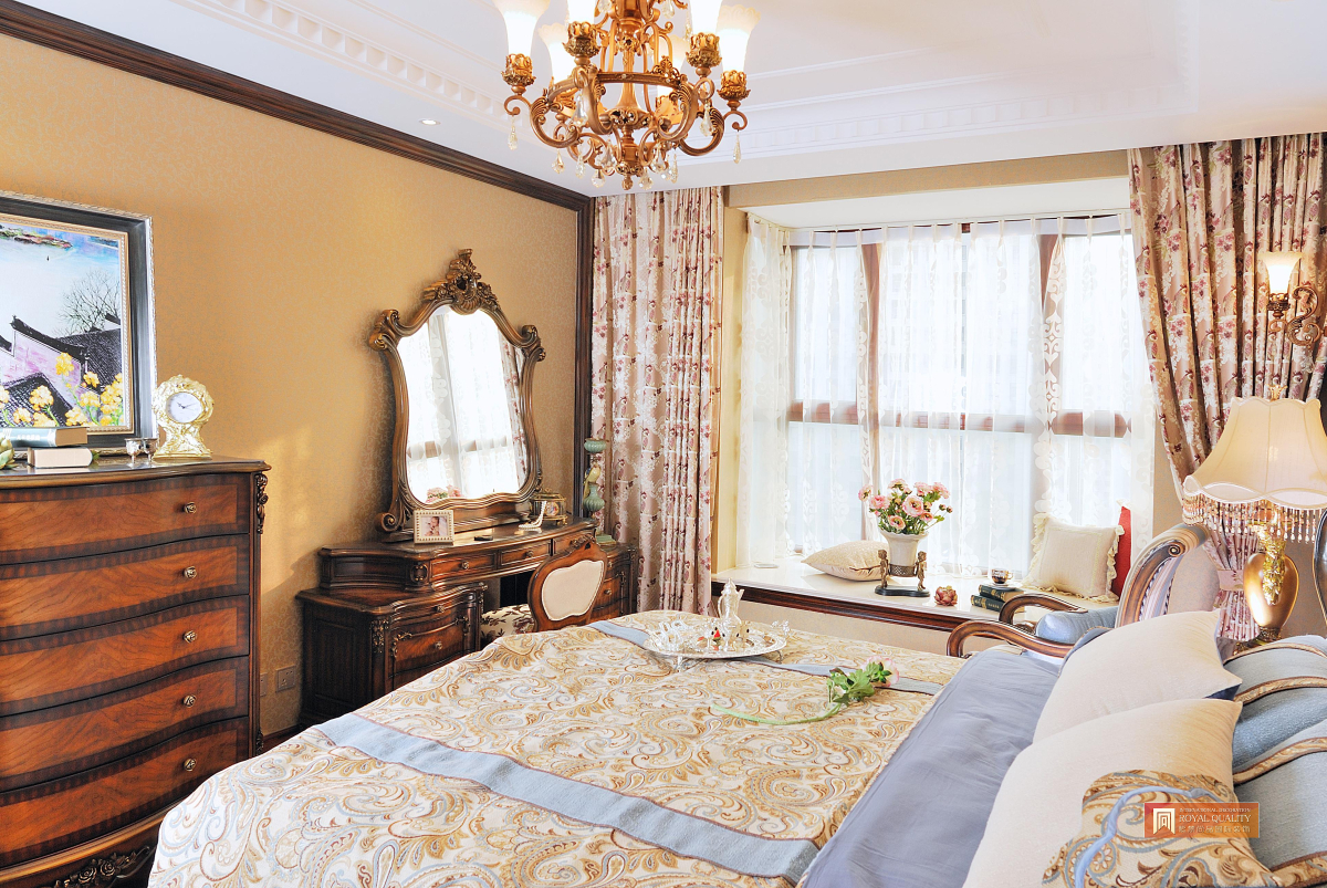 欧式 装修设计 四居室 精装房 卧室图片来自赵丹在太阳公元的分享