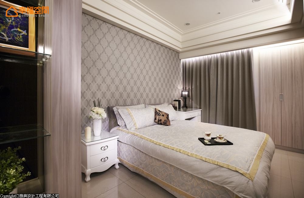 欧式 白富美 公主房 二居 卧室图片来自幸福空间在280平闪耀奢华表情的白領居宅的分享