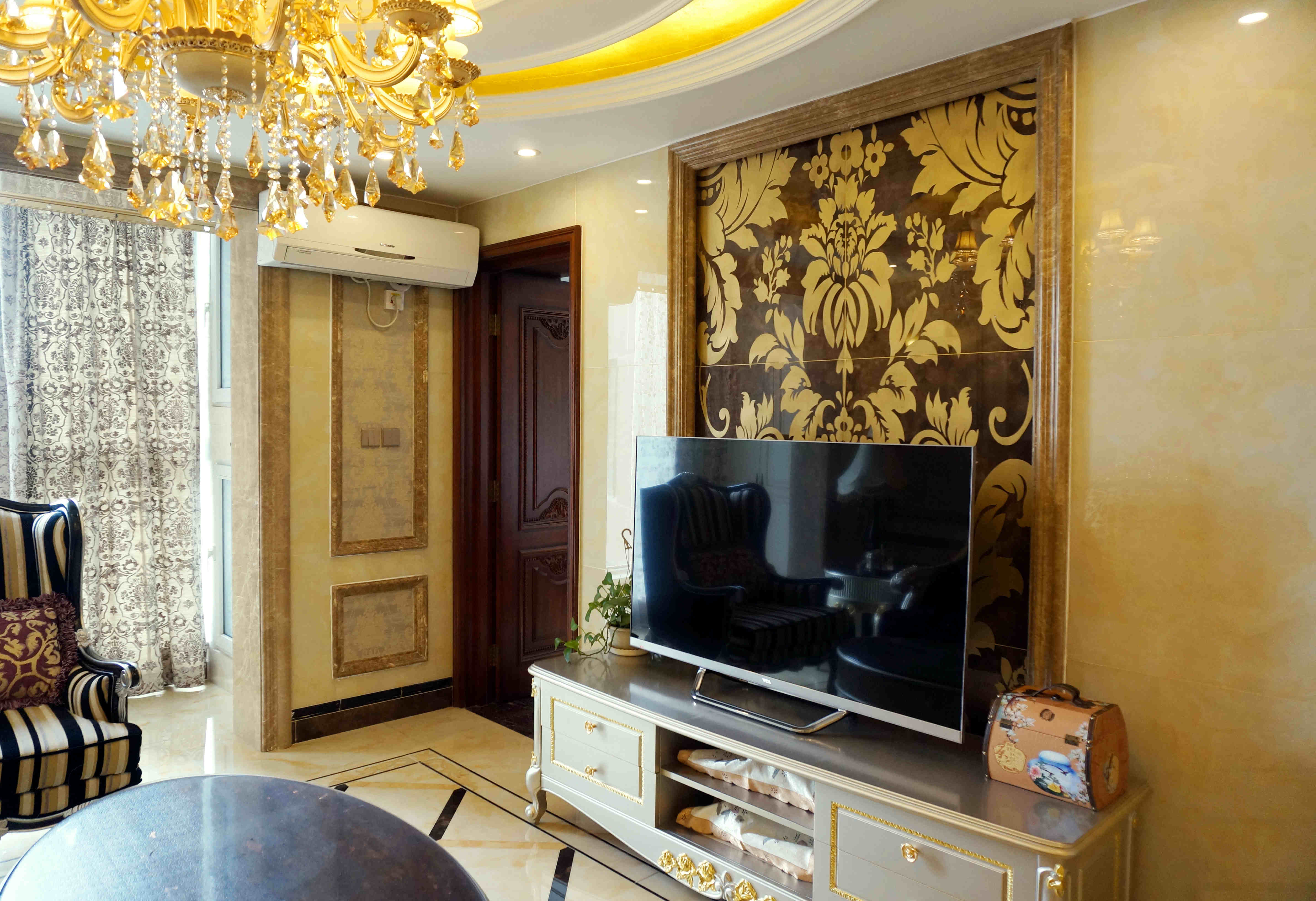 三居 欧式 客厅图片来自北京别墅装修-刘江涛在马瑞莲装修案例的分享
