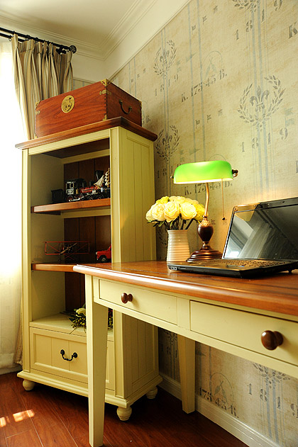 田园 二居 旧房改造 小资 书房图片来自徐春龙设计师在最美婚房作品心中的桃花源的分享