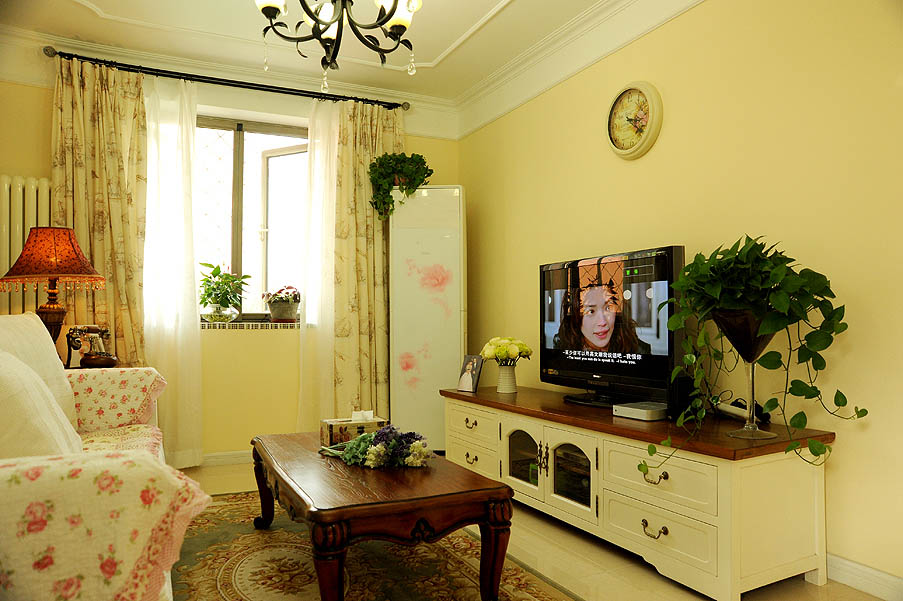 田园 二居 旧房改造 小资 客厅图片来自徐春龙设计师在最美婚房作品心中的桃花源的分享