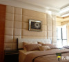 名雕装饰设计——卧室：以平实的米色系突显出空间的及至温馨和优雅。
