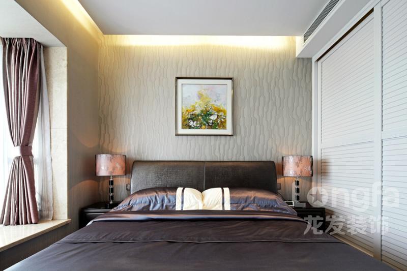 卧室图片来自成都龙发装饰公司在置信牧山丽景 现代中式的分享