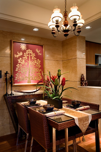 小资 三居 白领 混搭 餐厅图片来自广州品峰装饰在逸彩庭院的分享