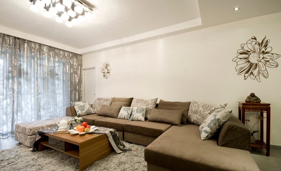 客厅图片来自家装大管家在130平简欧舒适3居 享受惬意生活的分享