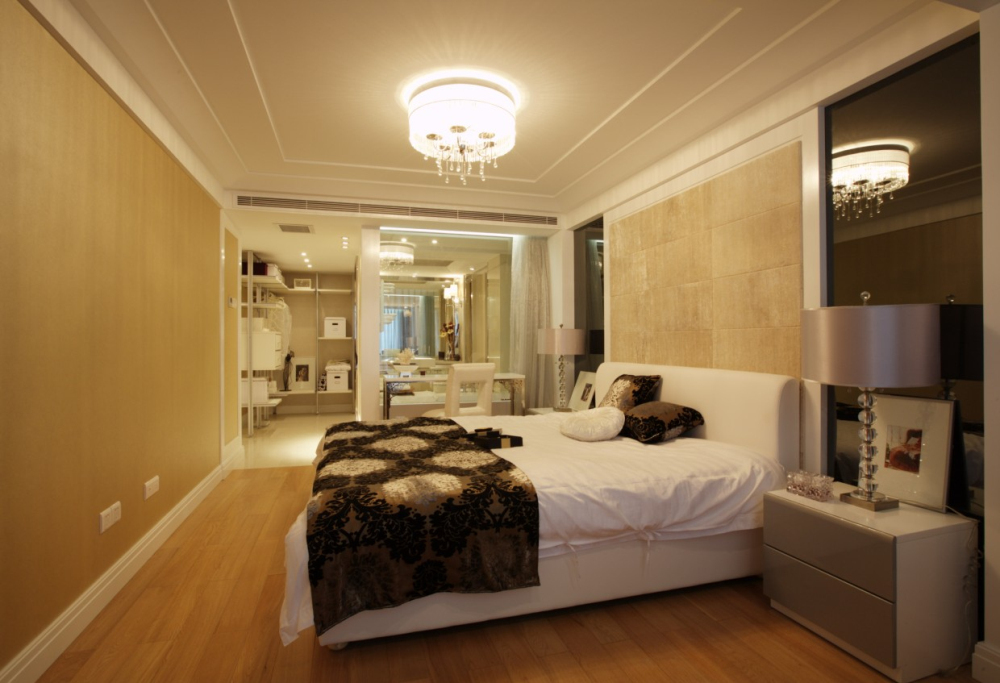 小资 现代风格 二居 白领 收纳 卧室图片来自豆在110平米现代风格样板间设计的分享