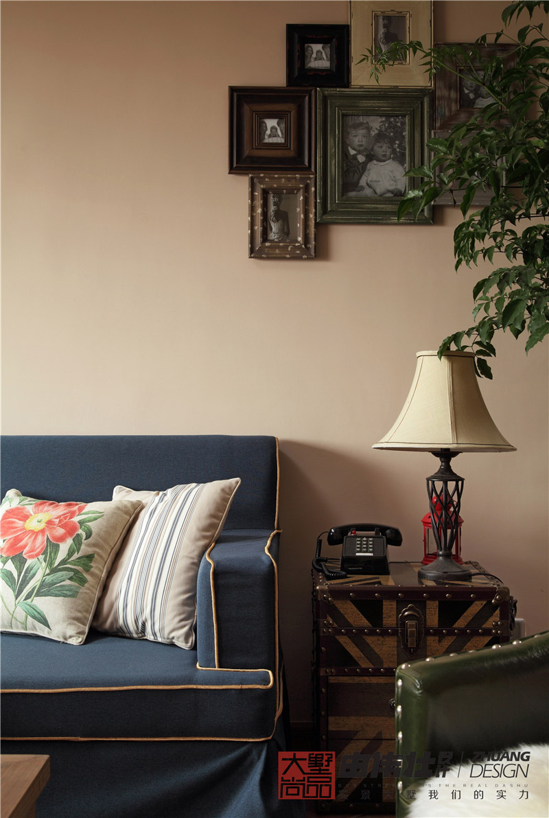 客厅图片来自大墅尚品-由伟壮设计在『慵懒情调』-美式做旧风格的分享