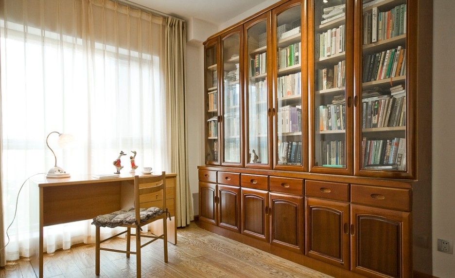 书房图片来自家装大管家在130平简欧舒适3居 享受惬意生活的分享