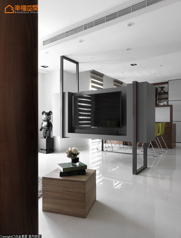 简约 现代 三居 收纳 小资 白领 客厅图片来自幸福空间在79m²现代美居的质感纯粹的分享