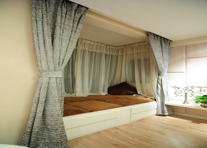简约 二居 白领 收纳 80后 小资 卧室图片来自实创装饰百灵在温馨别致的小家 60平米的分享