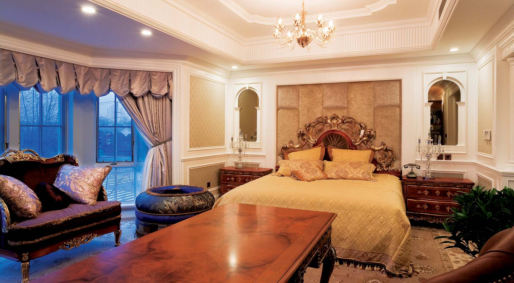 卧室图片来自成都龙发装饰公司在亚特兰蒂斯黄金时代 法式设计的分享
