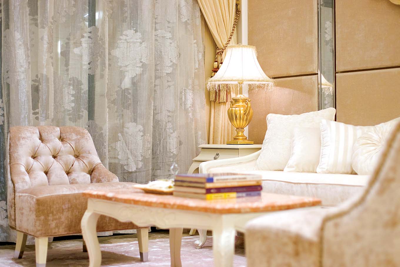 客厅图片来自成都龙发装饰公司在龙湖世纪峰景 简约风格设计的分享