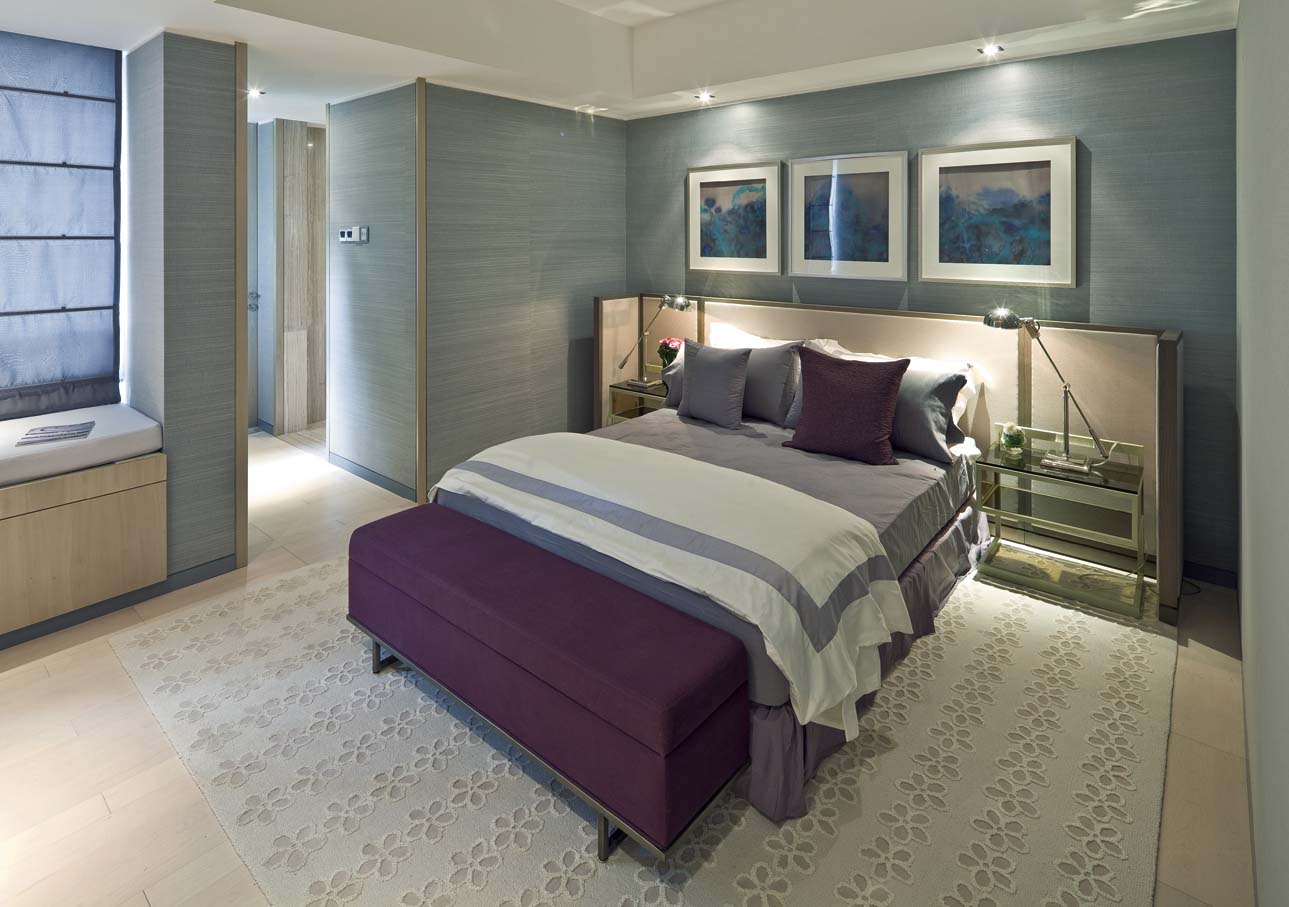 卧室图片来自成都龙发装饰公司在三盛翡俪山别墅 现代风格设计的分享