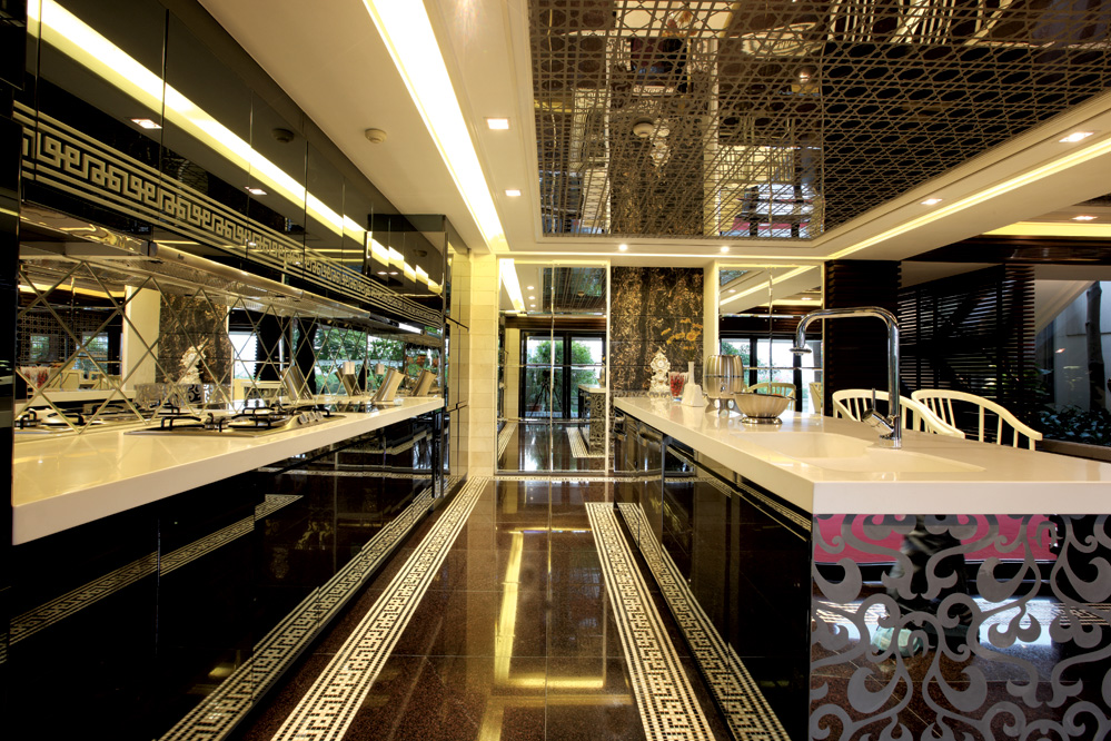 混搭 中式 时尚 别墅装修 现代风格 餐厅图片来自香港古兰装饰-成都在现代中式时尚结合别墅的分享