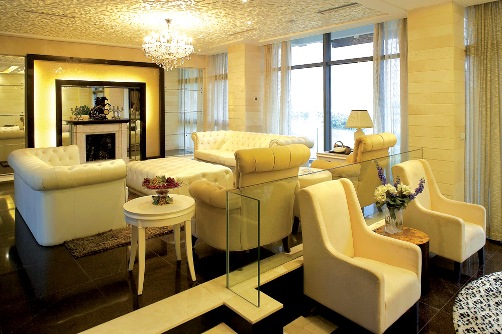 混搭 中式 时尚 别墅装修 现代风格 客厅图片来自香港古兰装饰-成都在现代中式时尚结合别墅的分享