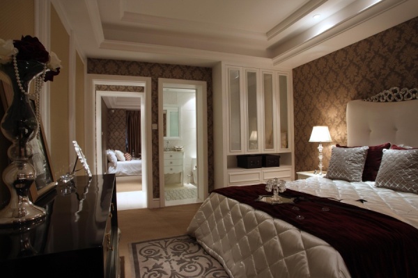 欧式 古典风格 别墅 欧式效果图 别墅装修 卧室图片来自香港古兰装饰-成都在古典欧式大气设计的分享