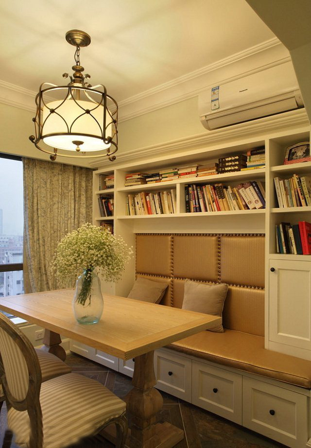 成都装修公 美式 三居 白领 书房图片来自室内设计装饰在蓝光coco金沙美式风格的分享