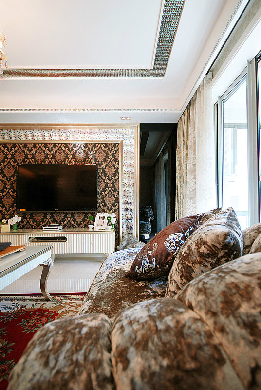 新古典 三居 白领 小资 客厅图片来自名仕装饰-小飞在博雅中南的分享