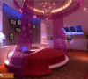 卧室：以圆型打造浪漫，吊顶也以圆型来呼应，用粉色、红色以及碎花壁纸墙，享受温馨浪漫的梦乡。