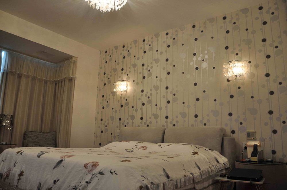 简约 三居 欧式 白领 卧室图片来自实创装饰上海公司在三居室现代简欧风格装修实景图的分享