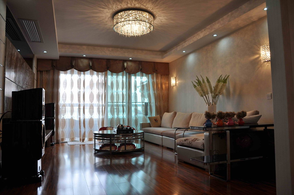 简约 三居 欧式 白领 客厅图片来自实创装饰上海公司在三居室现代简欧风格装修实景图的分享
