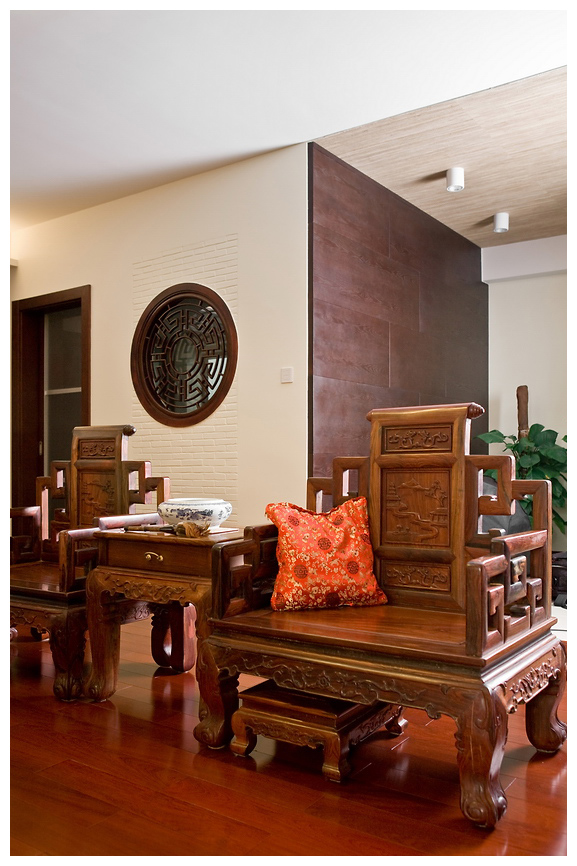 中式 雕刻家具 现代生活 温馨 客厅图片来自尚层装饰大林在水榭花都的分享