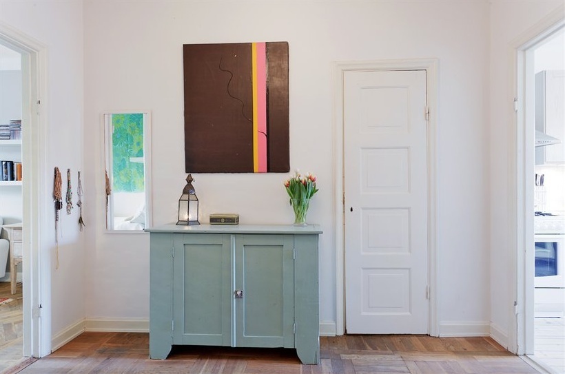 欧式 简约 北欧 小资 白领 玄关图片来自瑞丽装饰在简洁的单身公寓的分享