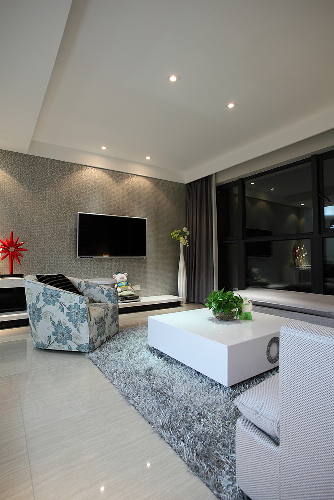 客厅图片来自家装大管家在比梦想更温暖 119平现代舒适3居的分享