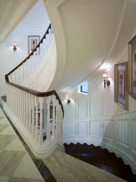 楼梯图片来自华西装饰集团在牧马山蔚蓝卡地亚混搭风格的分享