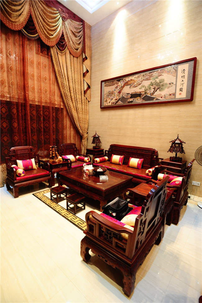 中式风 奢华 客厅图片来自成都金煌装饰在绽放东方之心，融合东方之美的分享