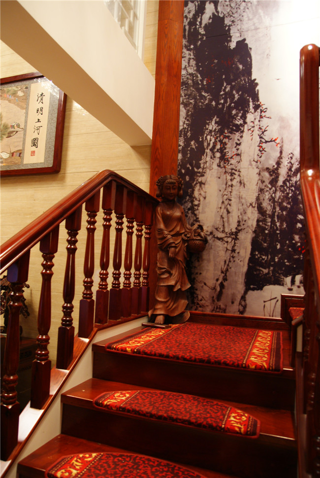 中式风 奢华 楼梯图片来自成都金煌装饰在绽放东方之心，融合东方之美的分享