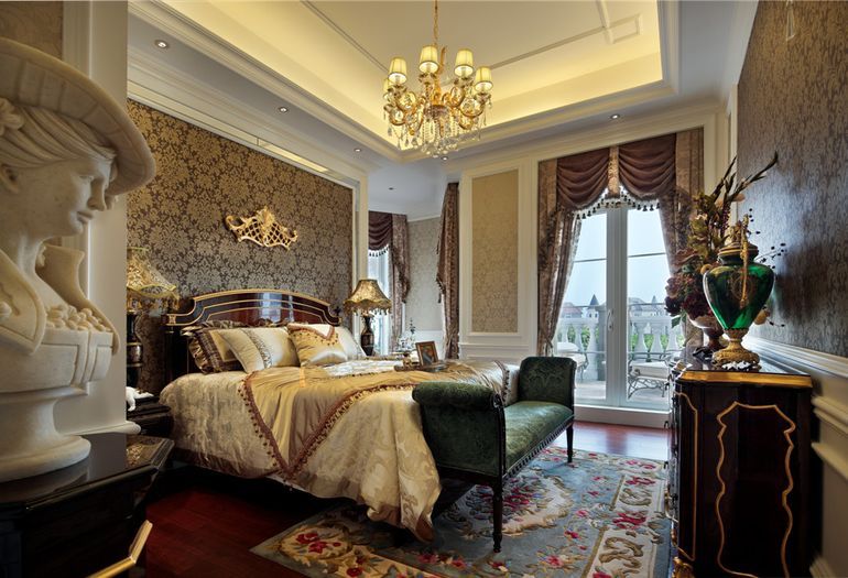 法式新古典 别墅装修 尚层装饰 卧室图片来自尚层别墅装饰总部在600㎡情迷法兰西的分享
