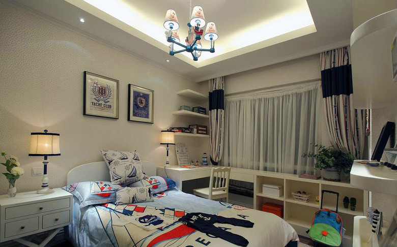 卧室图片来自家装大管家在唤醒生活的蓝色 80平地中海婚房的分享