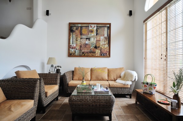 别墅 白领 小资 旧房改造 客厅图片来自iclwy小朋友在美丽的地中海风格的分享