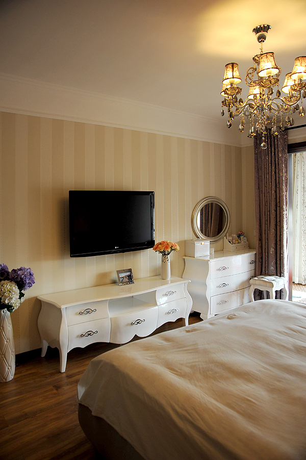 简约 卧室图片来自徐春龙设计师在低调的奢华的分享