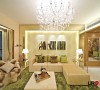 客厅的沙发背景放大，很简单的造型，清爽舒服的色彩搭配，安静静谧的休闲空间。