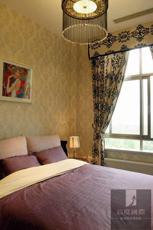别墅 简约 现代 时尚 温馨 卧室图片来自高度国际装饰韩冰在翡翠城208㎡现代简约效果的分享