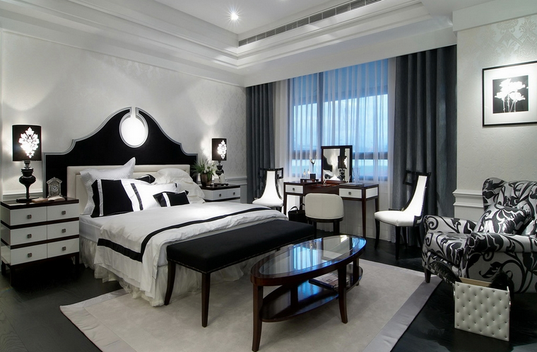 现代装修风 大气 贵气 黑白配 卧室图片来自新空间新整装小谢在现代也可以贵气—4居室现代风的分享