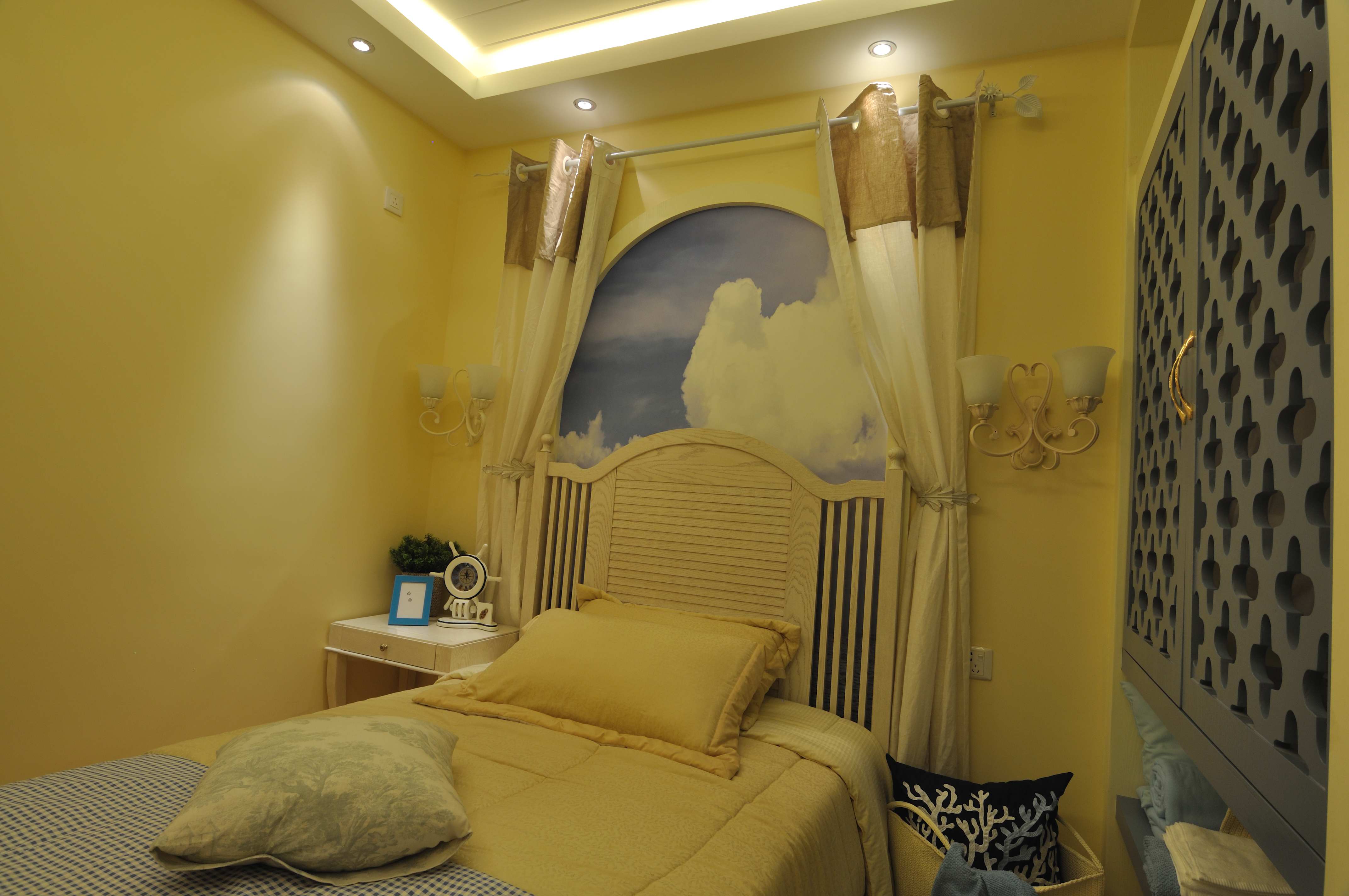 儿童房图片来自武汉实创装饰在白领倾心打造浪漫地中海两居的分享