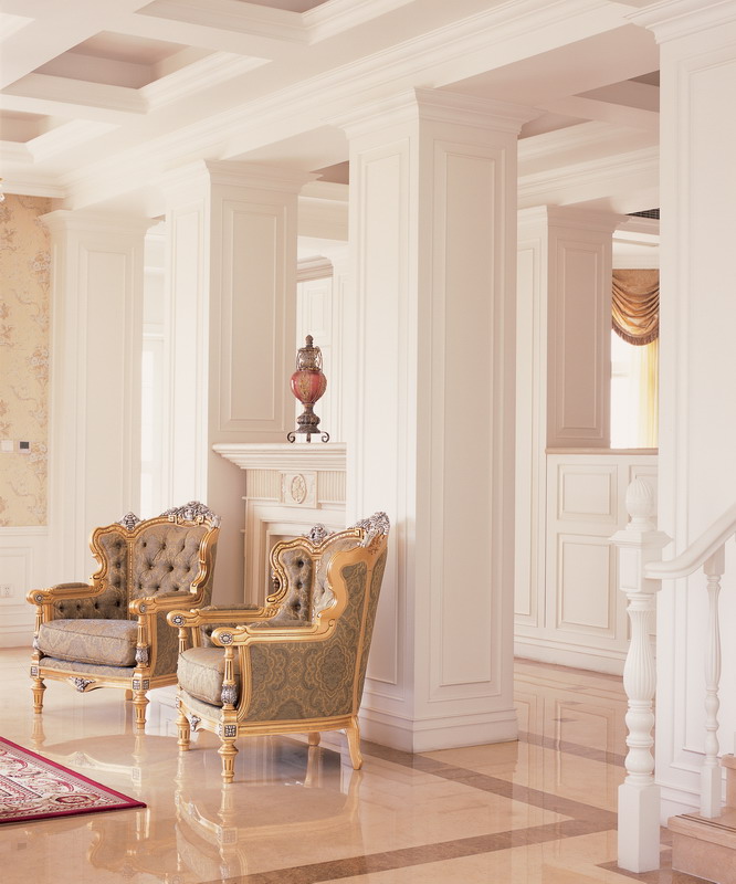 别墅 新古典 客厅图片来自实创装饰晶晶在端庄的对称，变幻的线条的分享