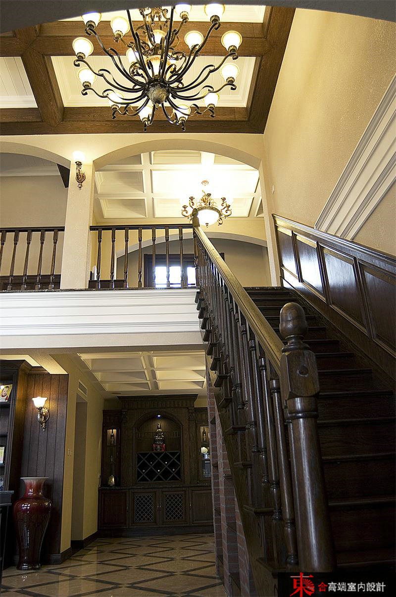 别墅 美式 高端 楼梯图片来自東合設計-王卫东在蓝郡的分享