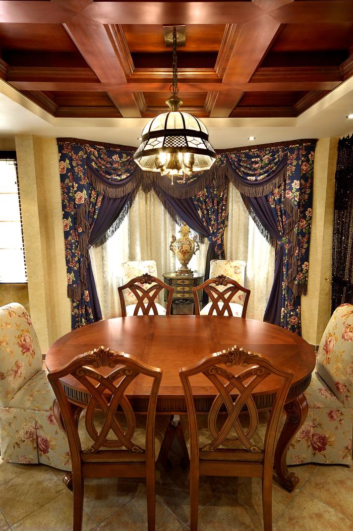 美式风格 别墅 楼梯 客厅 电视背景 书房 卧室 餐厅图片来自张德平在自建别墅的分享
