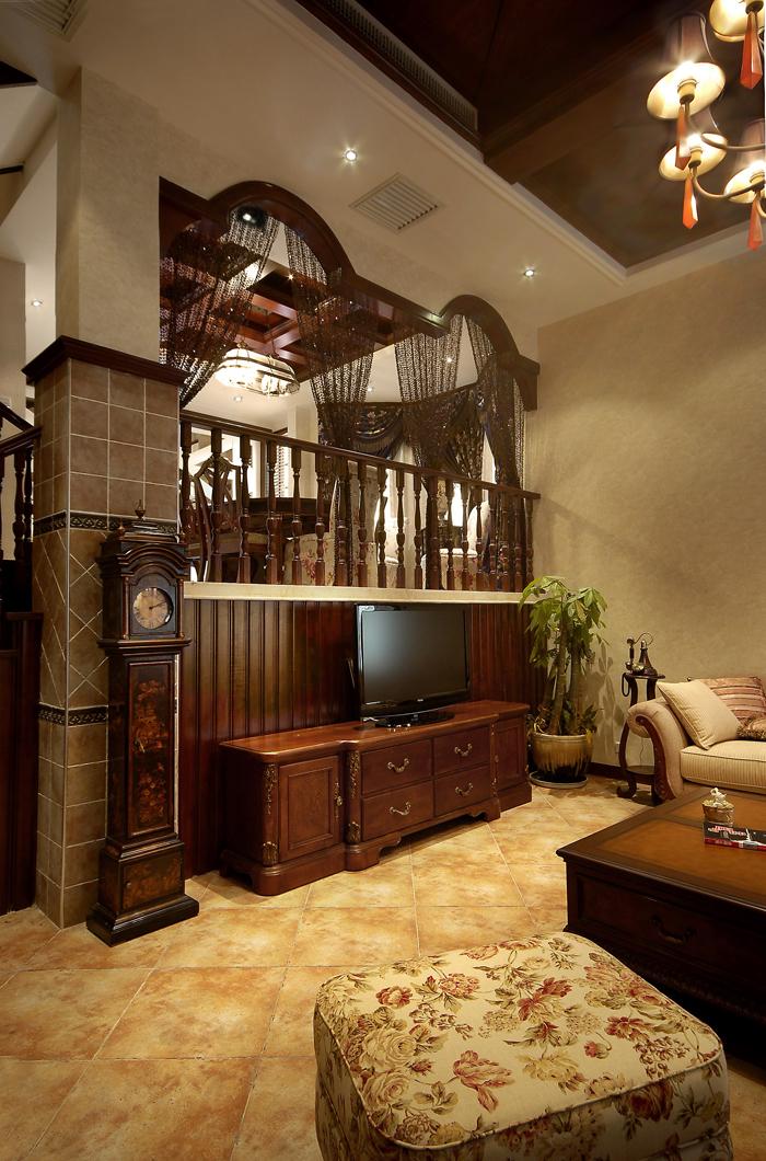 美式风格 别墅 楼梯 客厅 电视背景 书房 卧室 客厅图片来自张德平在自建别墅的分享