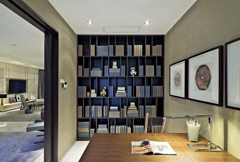 现代简约 五房大平层 书房图片来自河南超凡装饰在400平现代简约五房大平层自然的分享