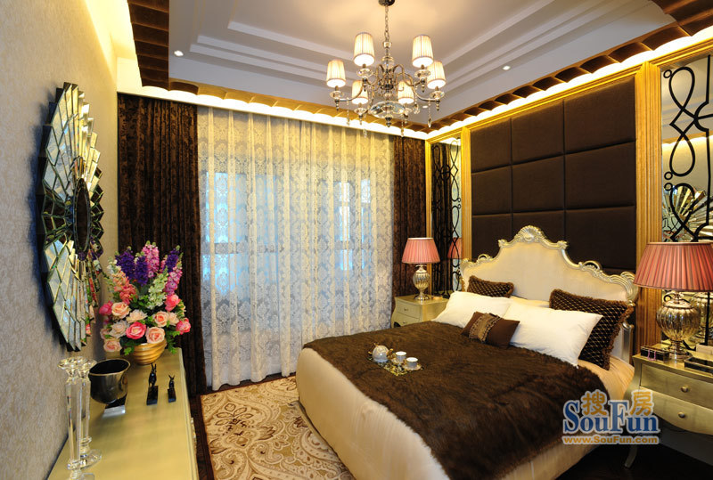 二居 卧室图片来自北京亚光亚装饰厚宅旗舰店在豪华大气简欧风格的分享