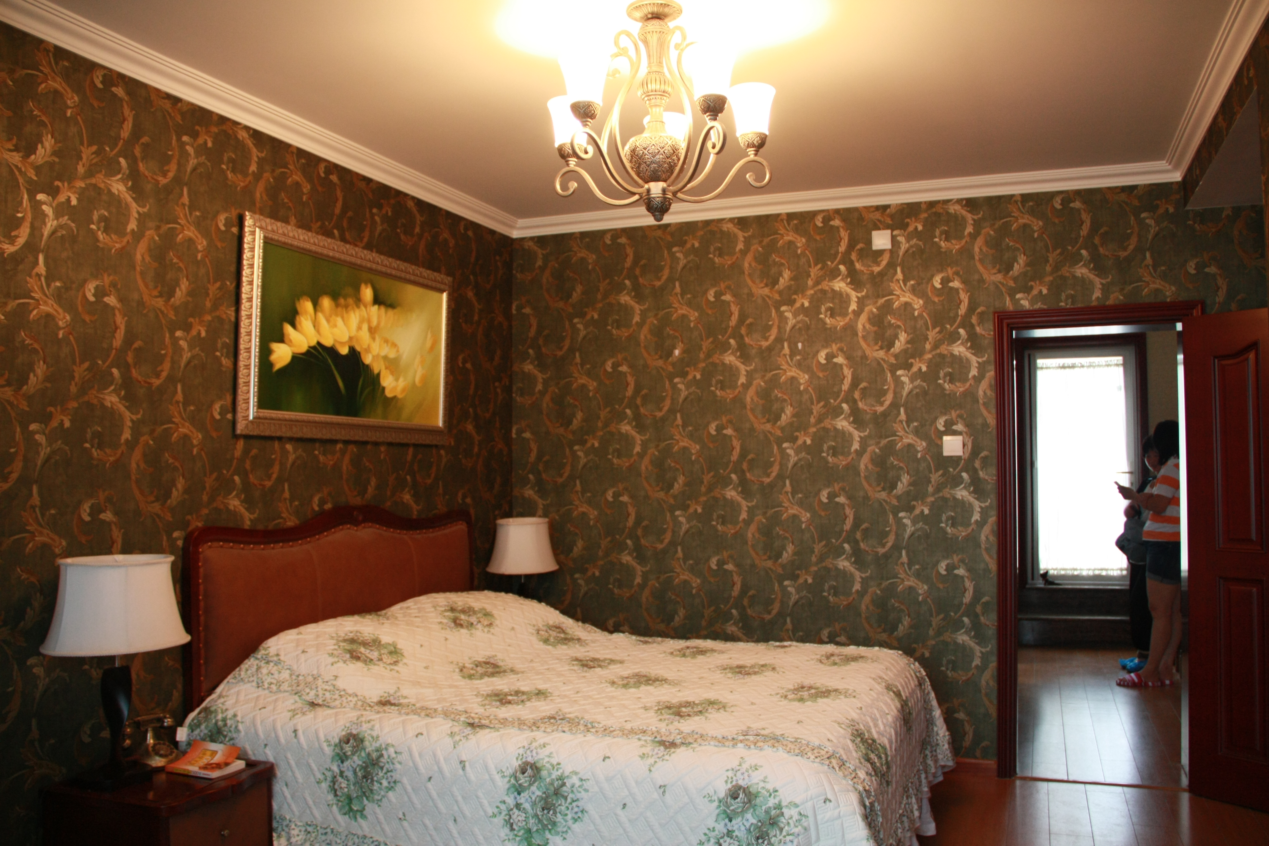 欧式风格 翡翠城 舒适大气 卧室图片来自框框在300平米别墅欧式风格，心灵回归的分享