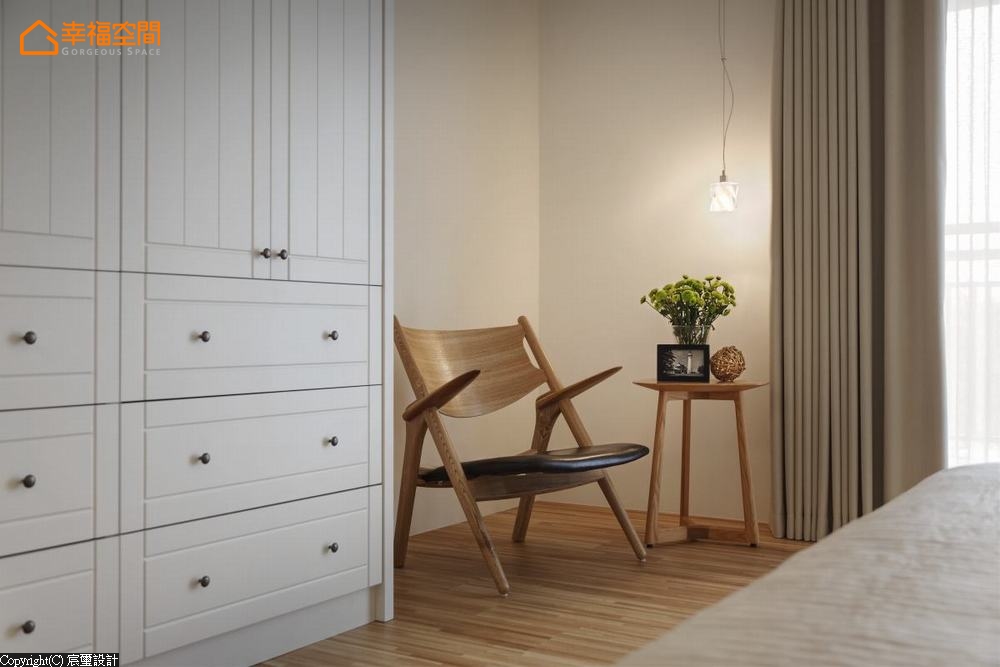 简约 现代 三居 卧室图片来自幸福空间在木质暖语 情感凝聚165平居所的分享