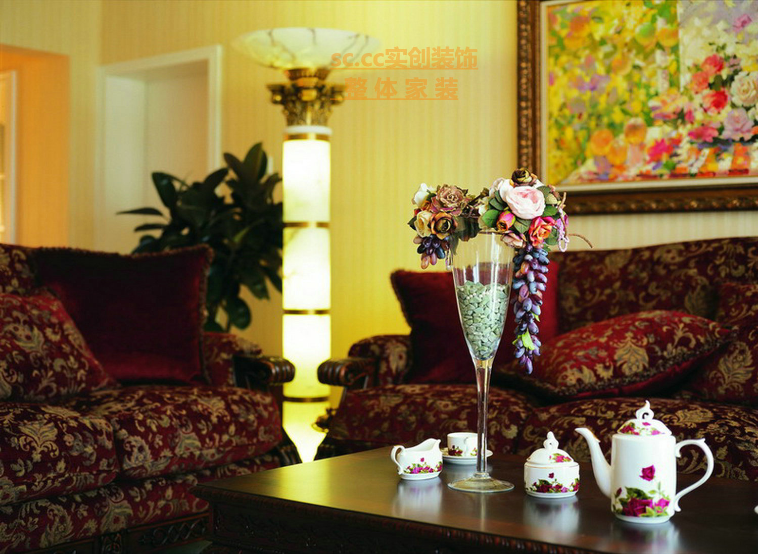 三居 混搭 欧式 客厅图片来自实创装饰晶晶在中年夫妇的新古典欧式混搭三居的分享