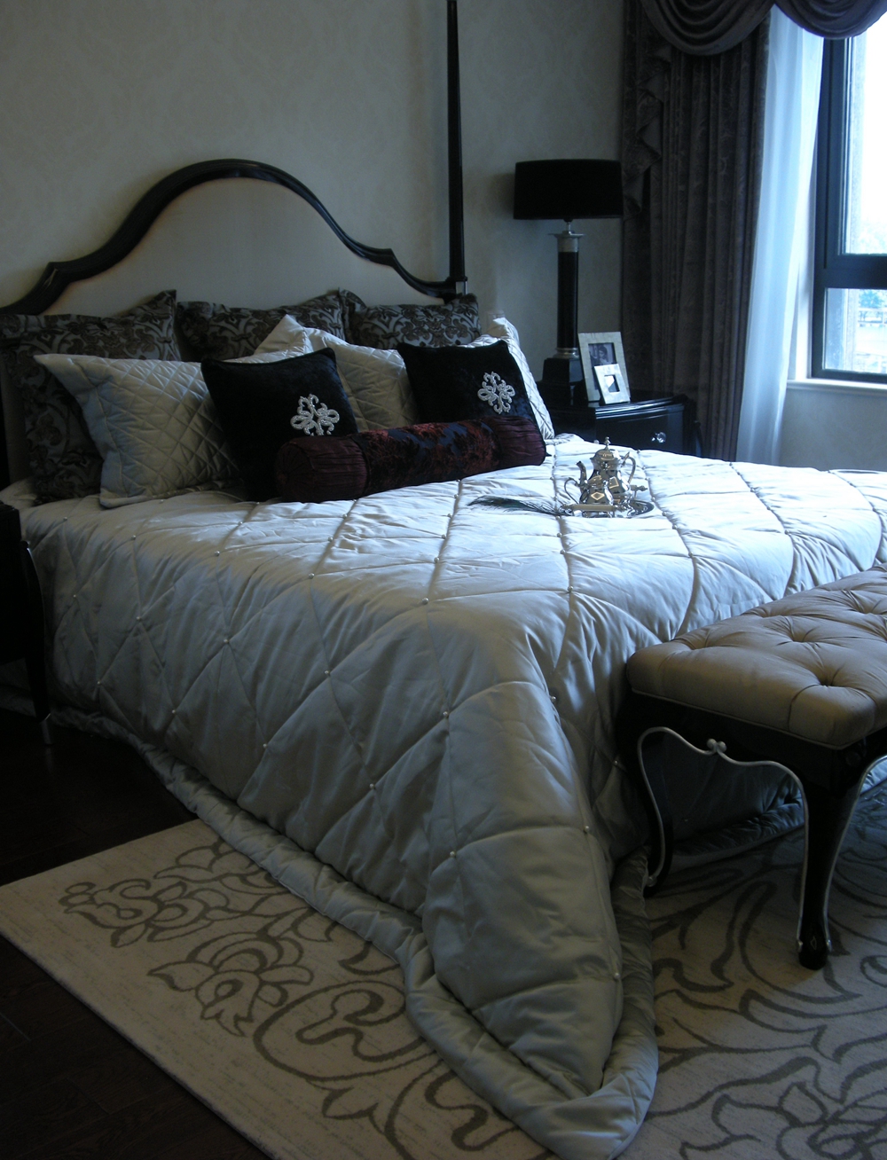 欧式 三居 别墅 白领 80后 小资 卧室图片来自菡萏怡景装饰在蓝光锦绣城的分享
